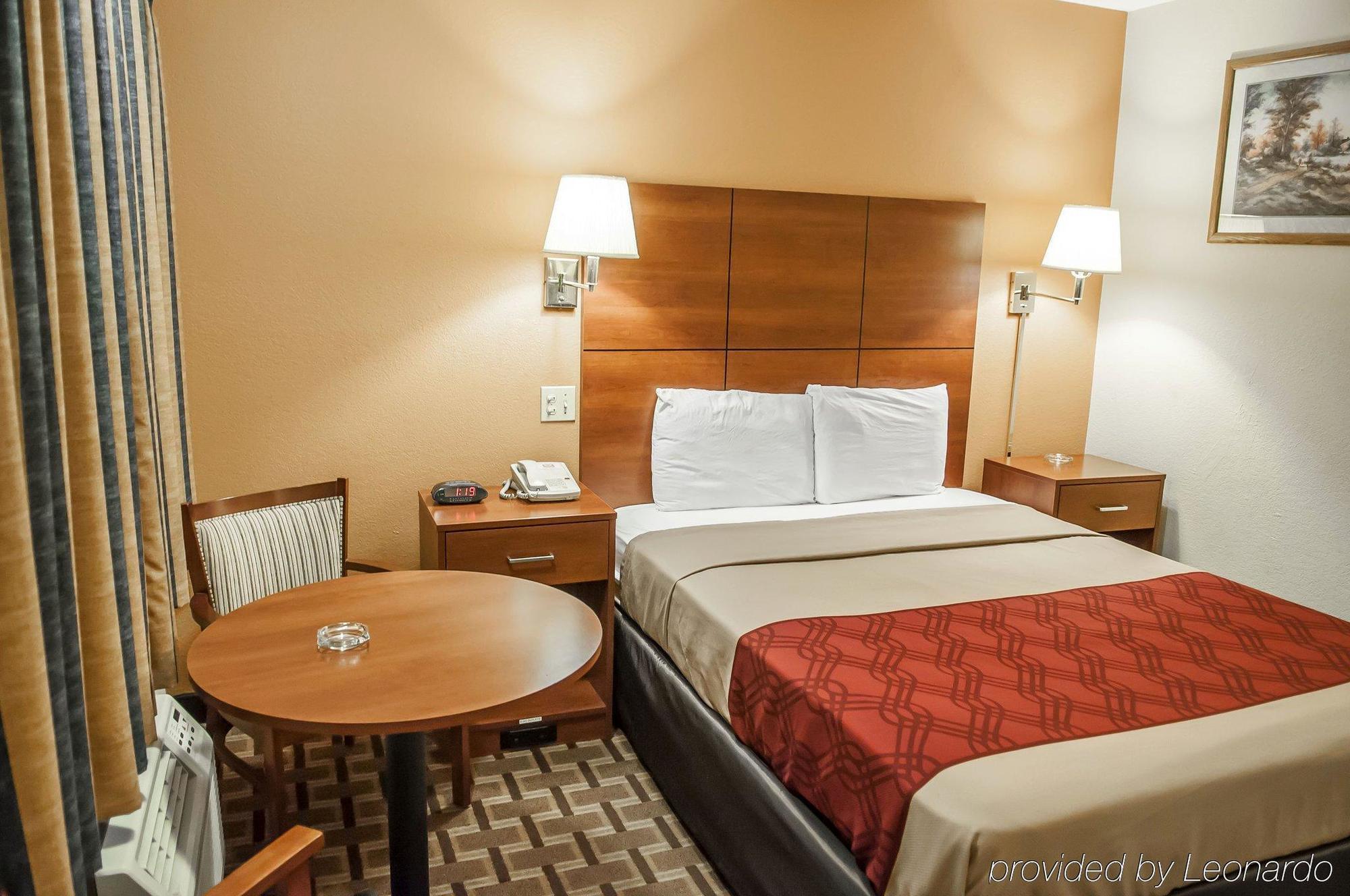 Econo Lodge Midtown Албукерке Екстериор снимка