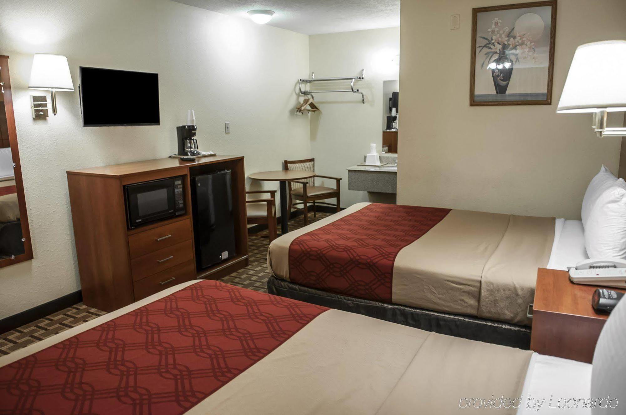 Econo Lodge Midtown Албукерке Екстериор снимка