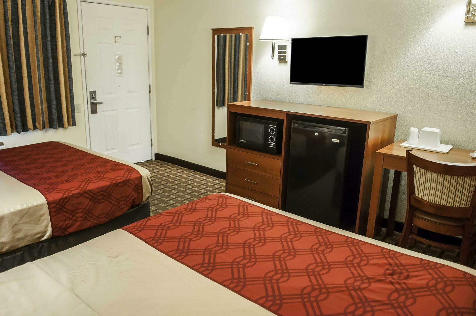 Econo Lodge Midtown Албукерке Екстериор снимка